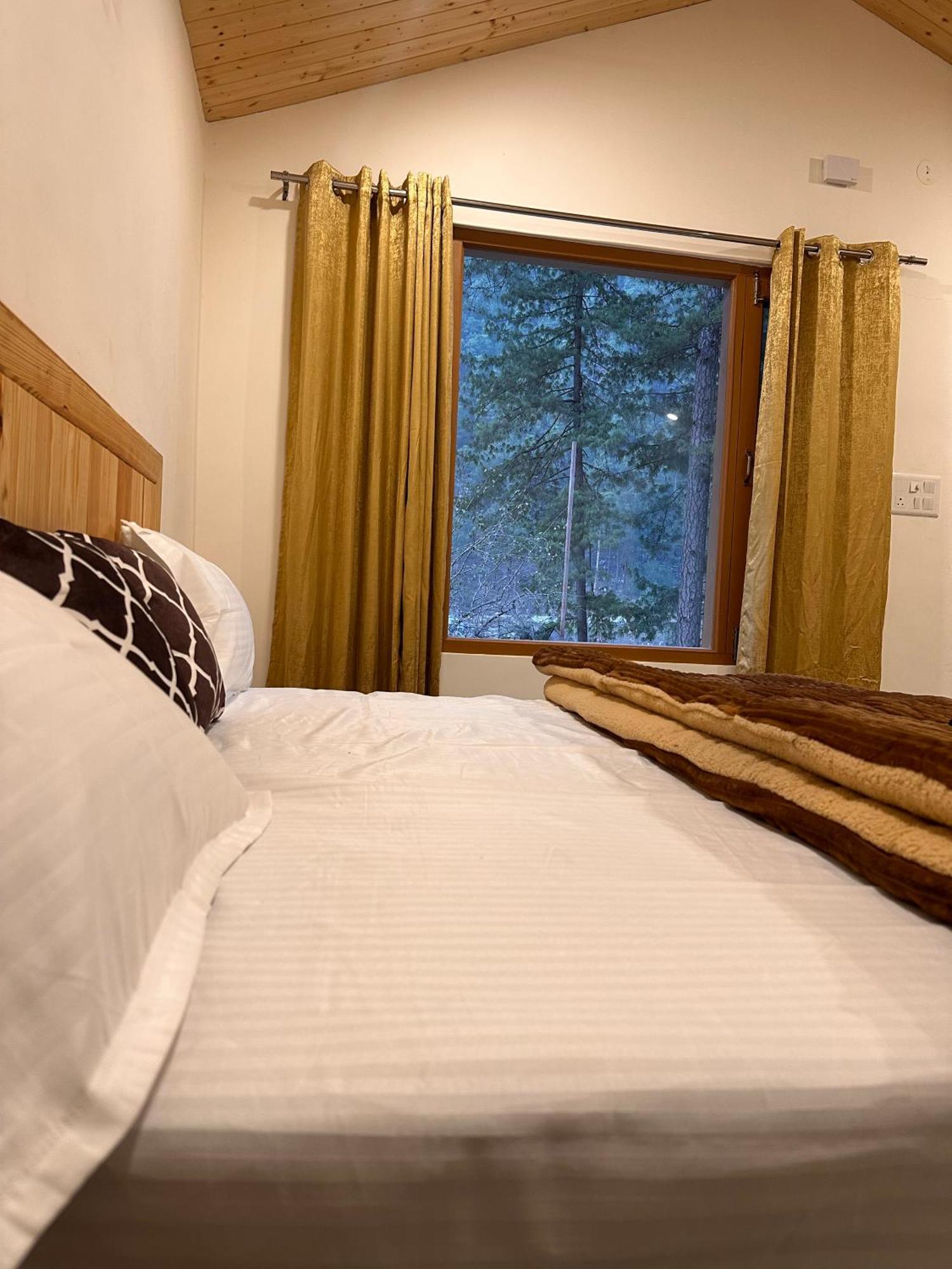 Ahava Kasol Riverside Cafe And Cottages Eksteriør bilde