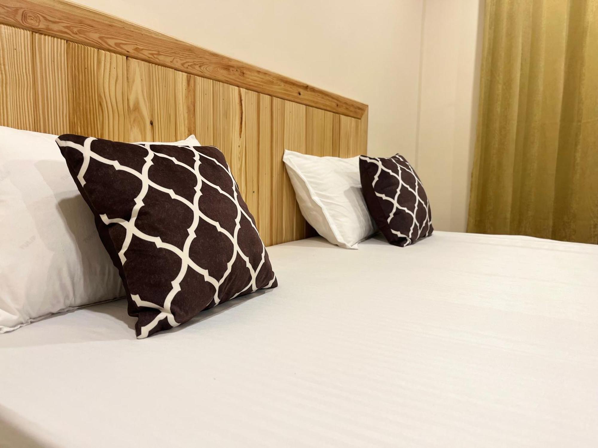 Ahava Kasol Riverside Cafe And Cottages Rom bilde